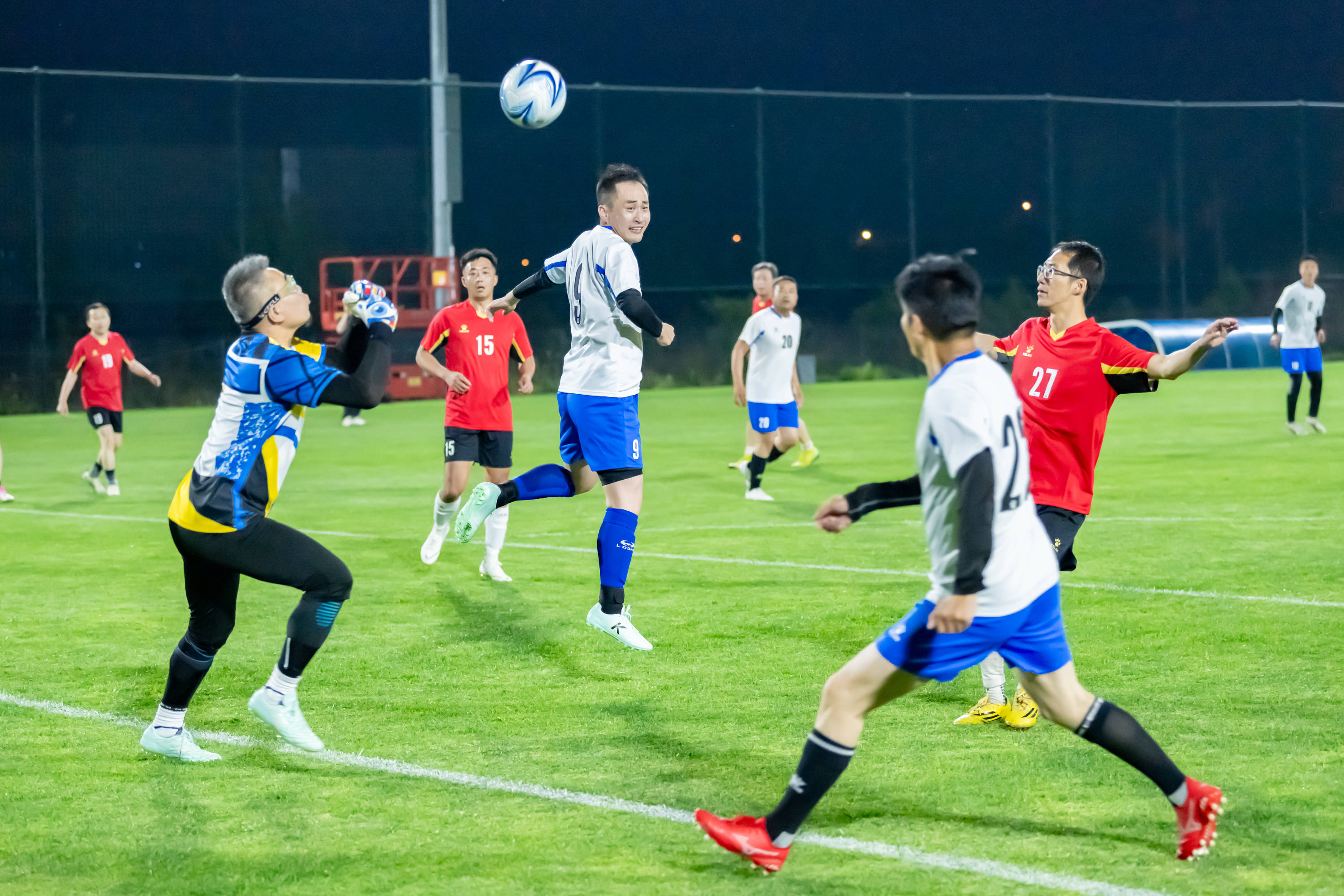 敌山东泰山 敌山东泰山