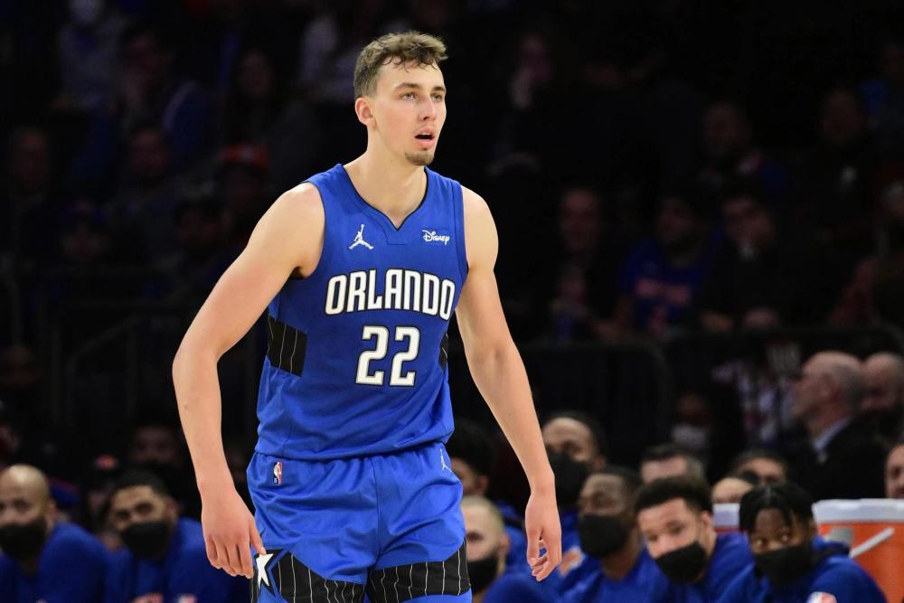 於這位年輕 於這位年輕