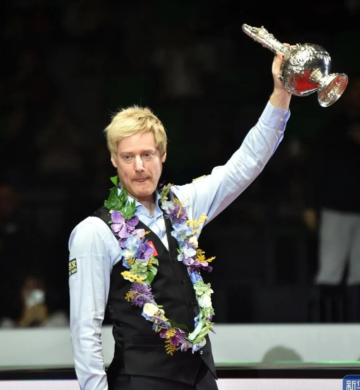 的名次稳居 的名次稳居