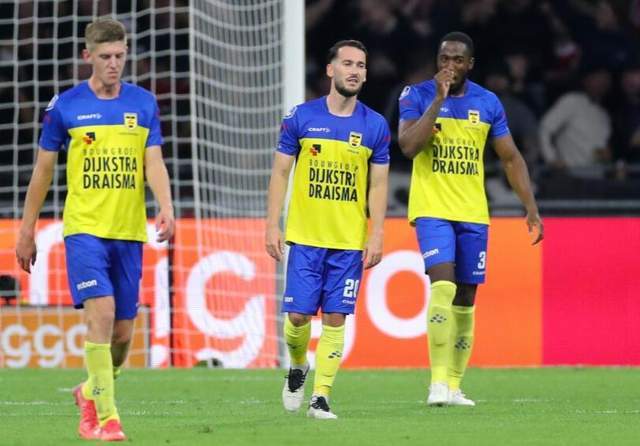 8年瑞典世 8年瑞典世