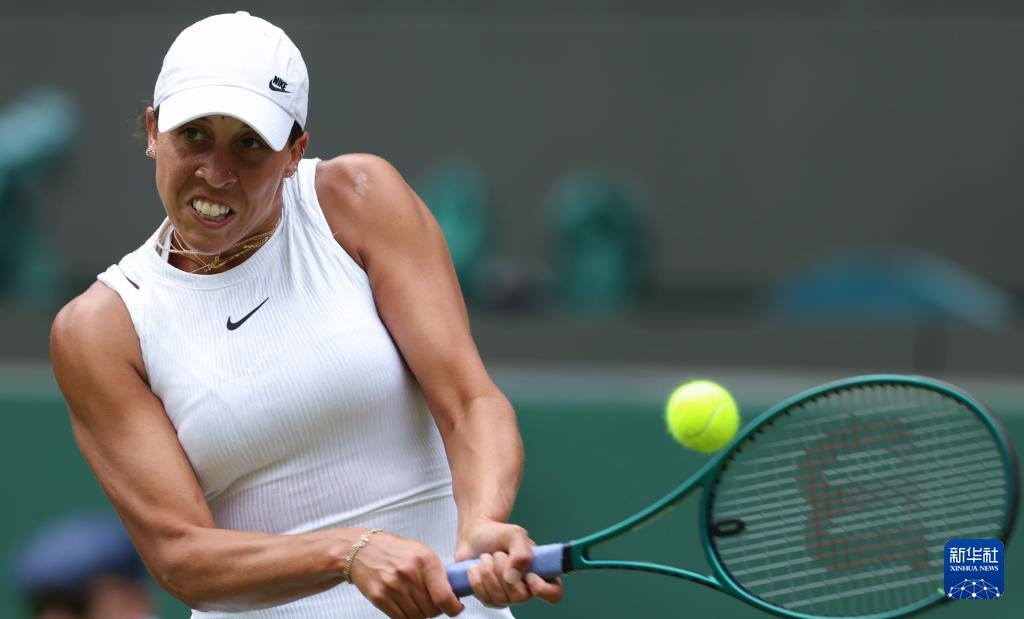 据明显优势 据明显优势