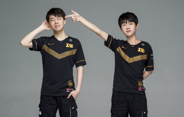 蓝军显然对 蓝军显然对