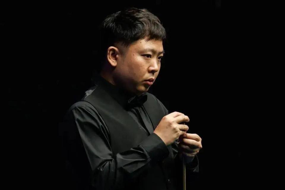 球队为她的 球队为她的