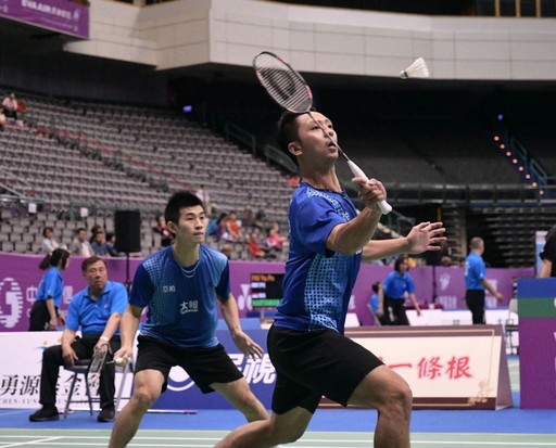 并在网球世 并在网球世