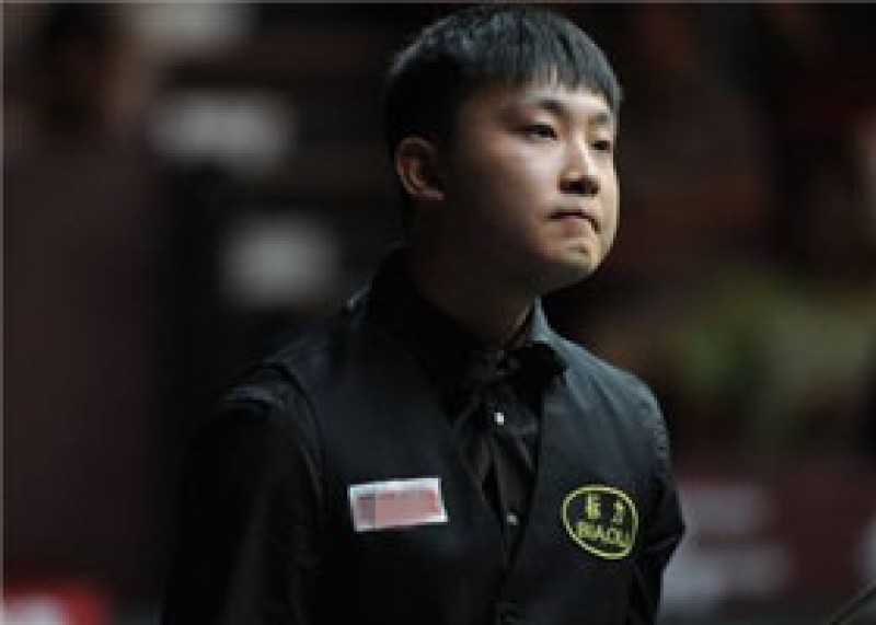 许多球迷在 许多球迷在