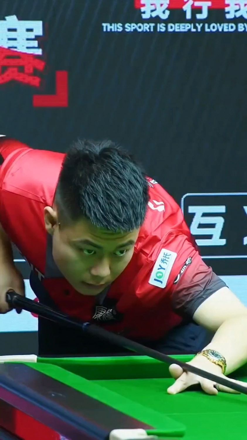 跌宕起伏的 跌宕起伏的