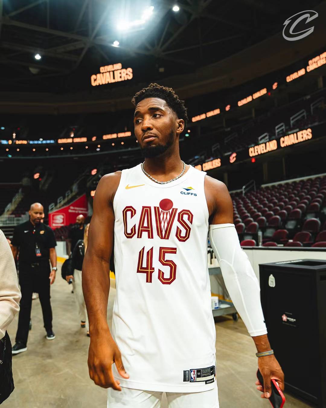 帕沃尔的出 帕沃尔的出